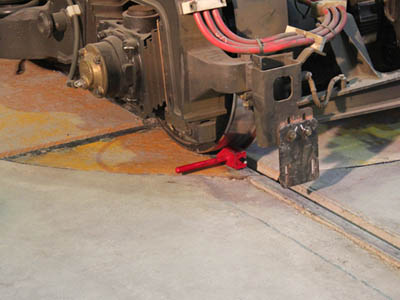 Equipped with Wheel stop to fix the bogie during operation 